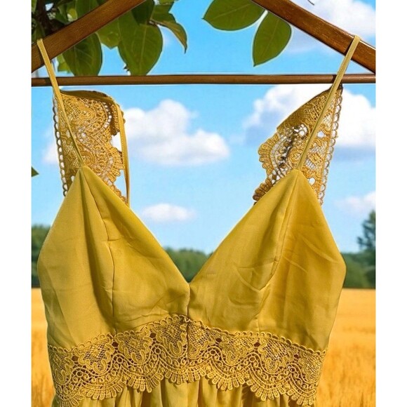 Love Tree Yellow Lace Babydoll Top M NWT Halter Tie Cottagecore Fairycore Boho - Picture 3 of 4